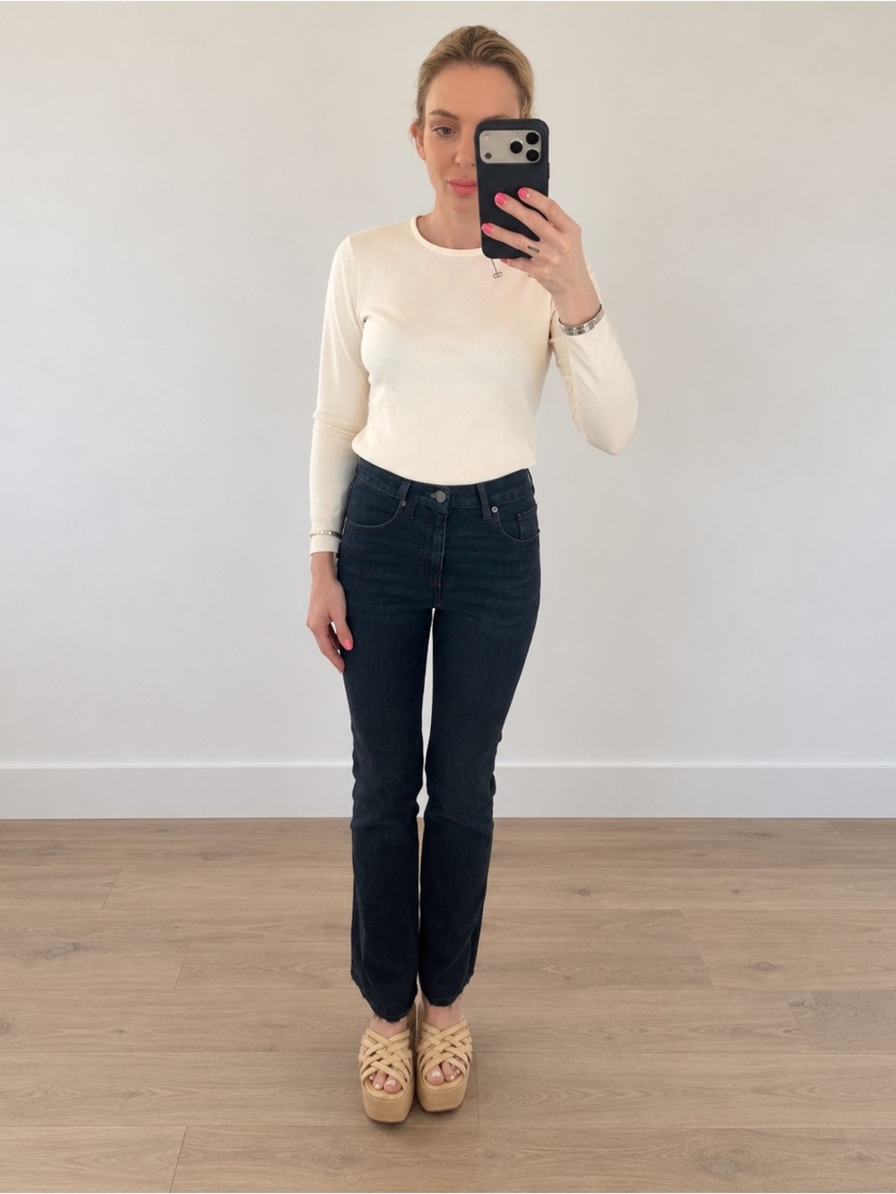 ANN TAYLOR Cream Pointelle Knit Long Sleeve Top XS Like New